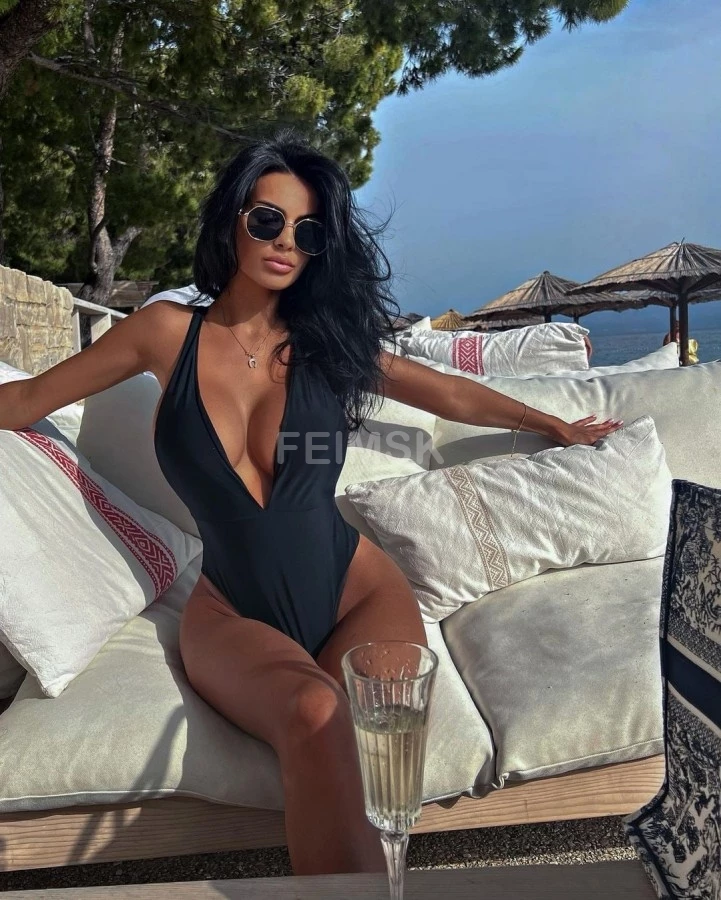 Алина