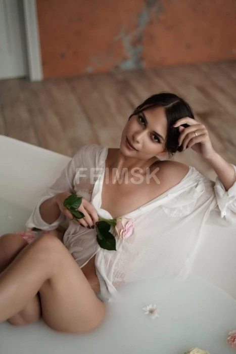 Вика🍷