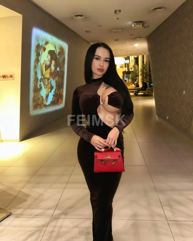 Алина